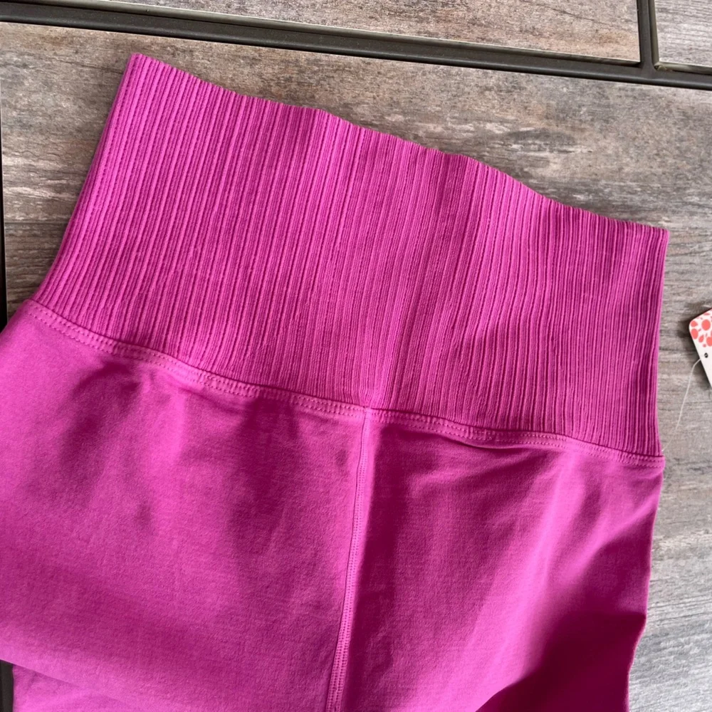 Free People Movement karma leggings hot pink size Medium Large M/L NWT - Picture 9 of 16